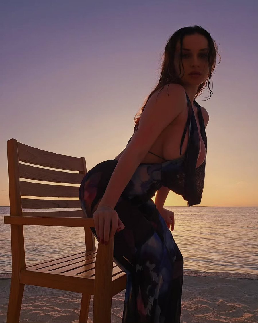 Sexy girl Miranda Faith nude in Bremen