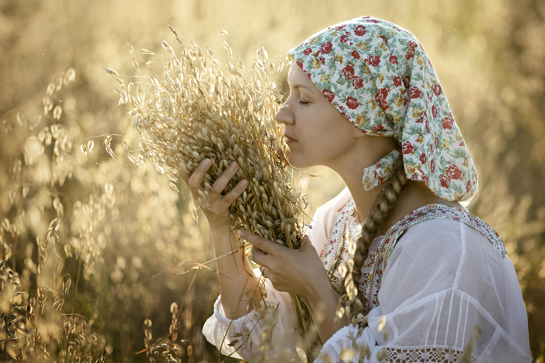 Photo Women in Slavic costumes in Bremen
