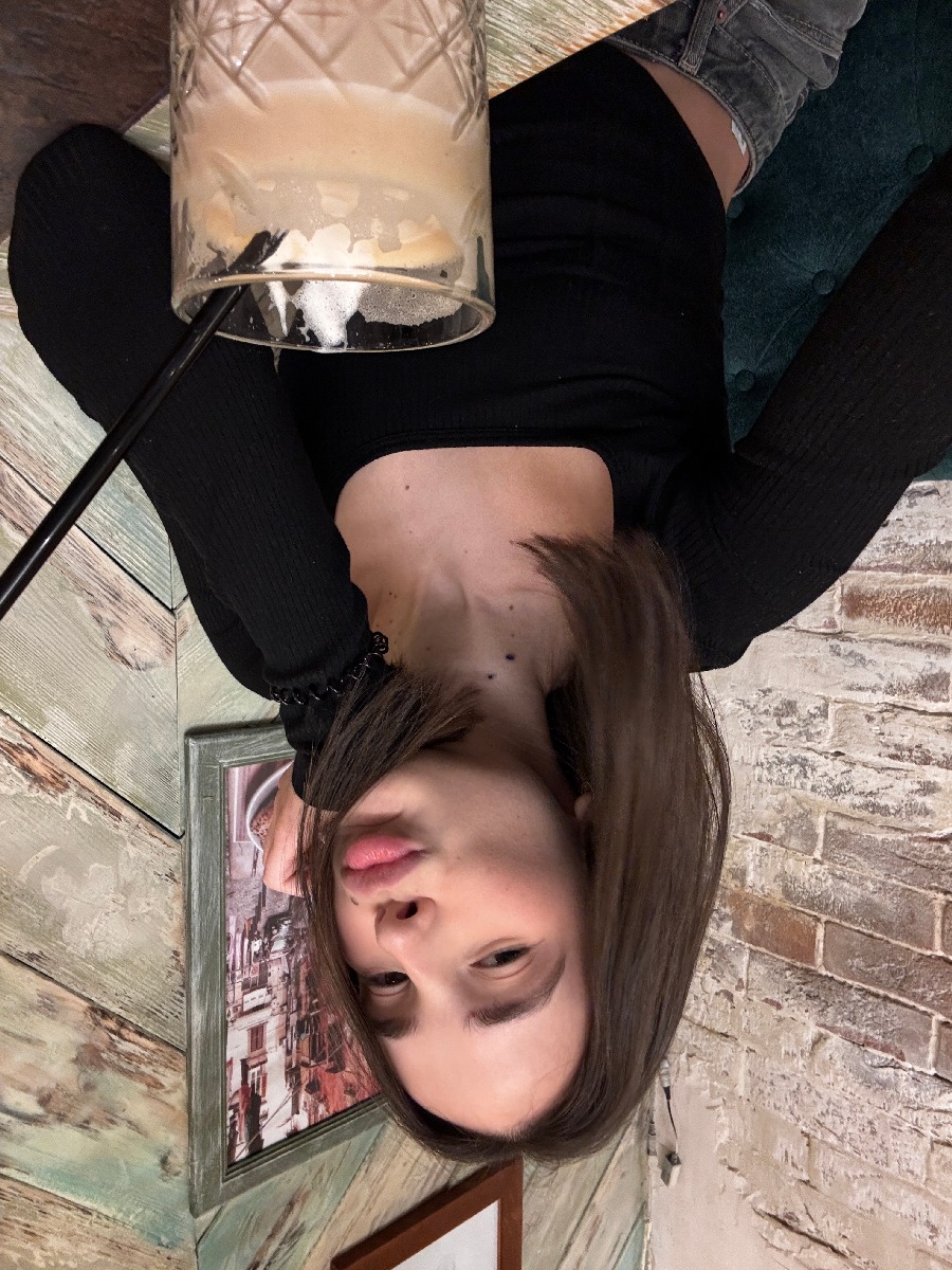 Fresh photos, fresh mood — Tina online in Bremen